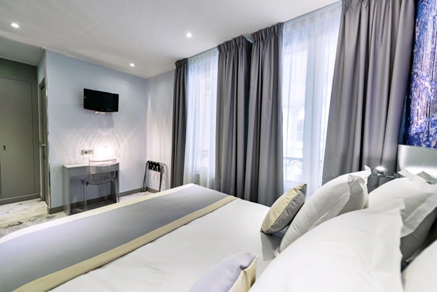 Hotel Jardins De Montmartre 3*