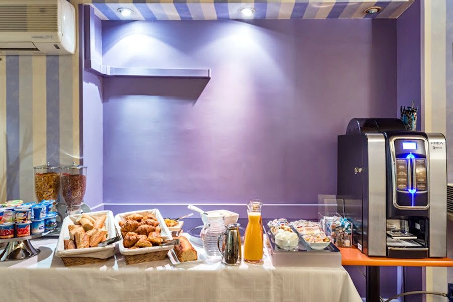 Hotel Jardins De Montmartre 3*