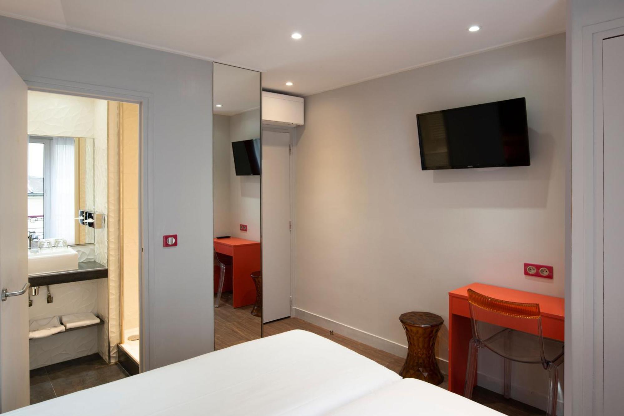 Hotel Jardins De Montmartre Parigi