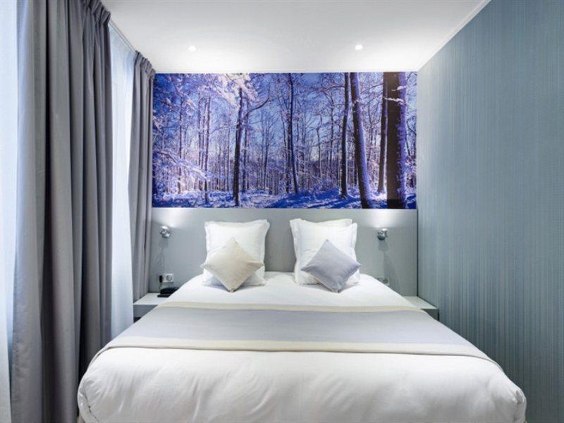 Hotel Jardins De Montmartre Parigi