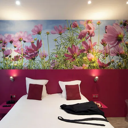 Hotel Jardins De Montmartre 3*
